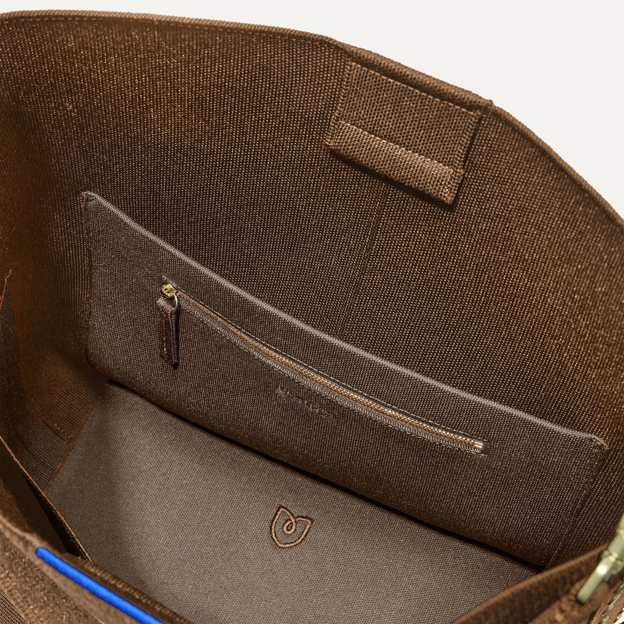 The Bucket Bag - ReVelvet™ Cinnamon