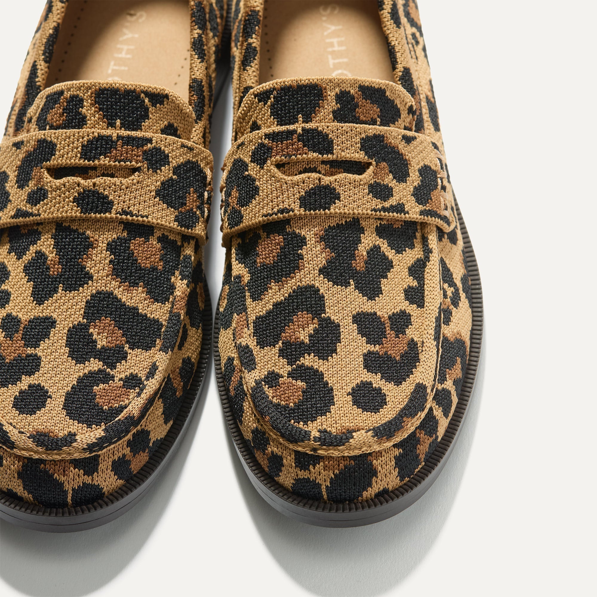 The Penny Loafer - Classic Cat